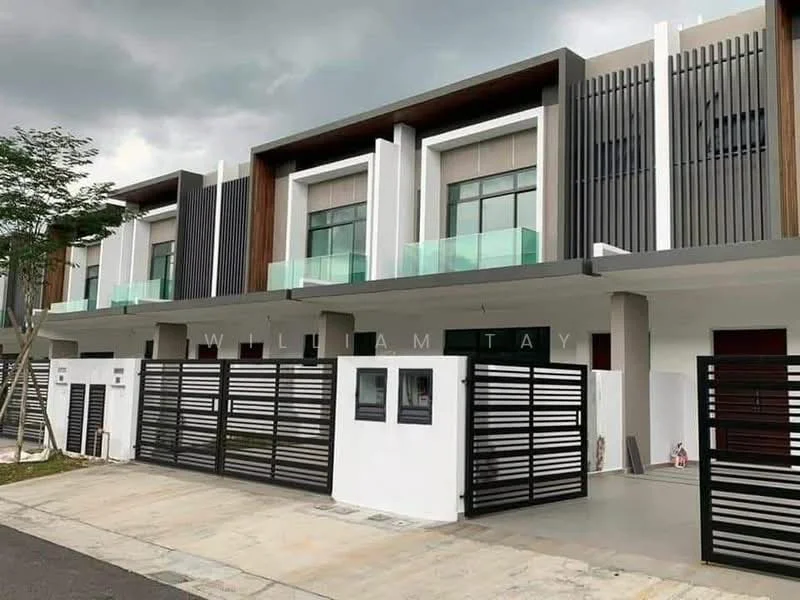 Exterior type: linked terrace house; features: modern facade with horizontal and vertical elements, glass balcony railings, white painted facade, wooden accents, two-storey structure, gated entrance with horizontal slats, concrete driveway, manicured landscaping with small trees; style: modern.