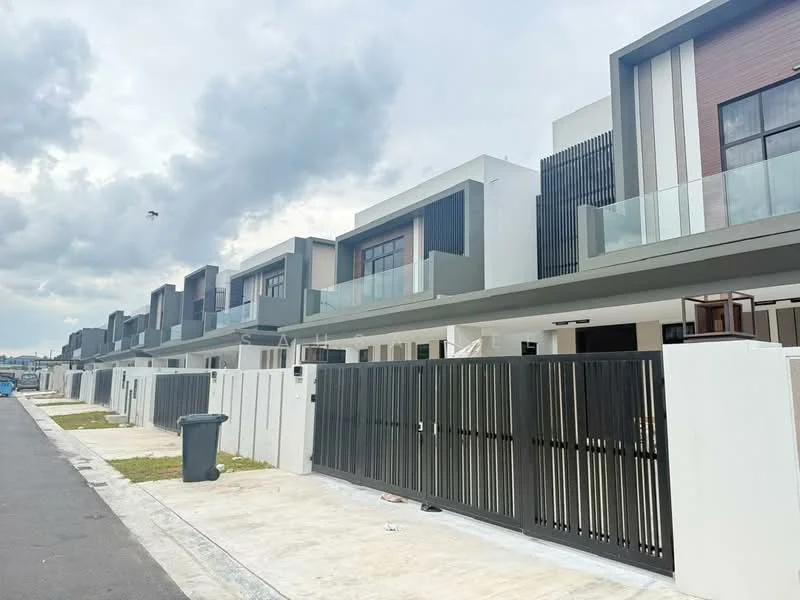 Exterior type: linked terrace house; features: white painted facade, grey accent walls, glass balcony railings, flat roof, two-storey, manicured lawn, paved driveway, black metal gate, modern architectural design, surrounded by greenery; style: modern.