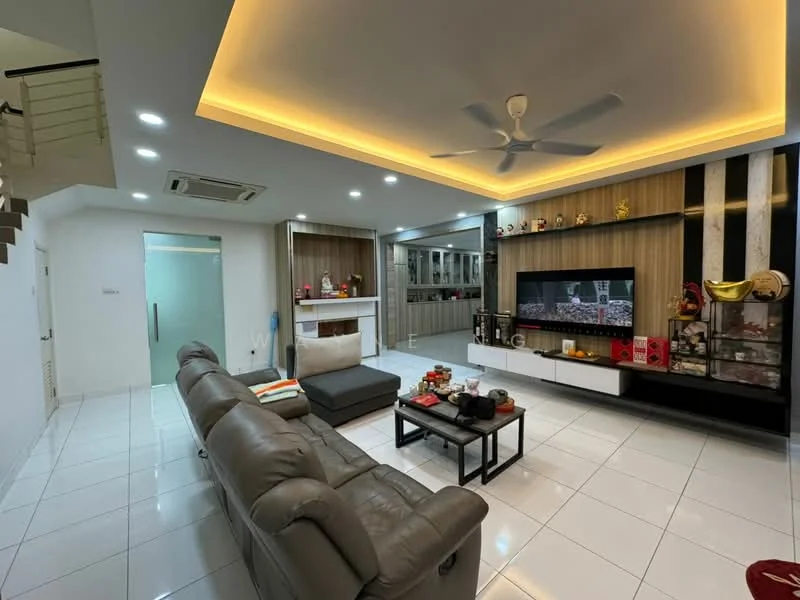 Living features: 3-seater leather sofa in grey, coffee table, wall-mounted TV, entertainment unit, LED strip lighting, recessed downlights, white painted walls, glossy white tile flooring, ceiling fan, built-in cabinetry, decorative items on shelves, open layout, air conditioning unit; style: modern.