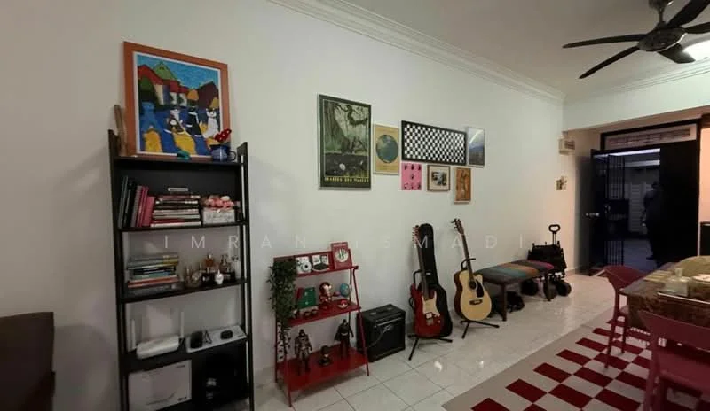 Living features: white painted walls, glossy white tile flooring, 5-blade ceiling fan with light, black bookshelf with books and decor, guitar, acoustic guitar, amplifier, decorative plants, framed artwork, red and white area rug, dining table with chairs, open doorway leading outside; style: modern.