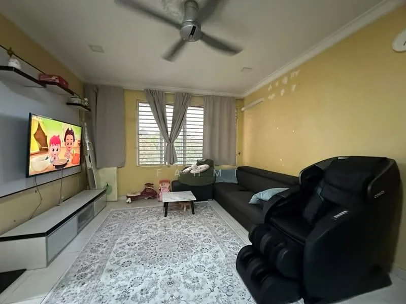 Living features: 3-seater fabric sofa in black, reclining massage chair in black, wall-mounted TV, TV console in white, area rug with floral pattern, light grey painted walls, ceiling fan with light, floor-to-ceiling windows with sheer curtains; style: modern; view: garden.