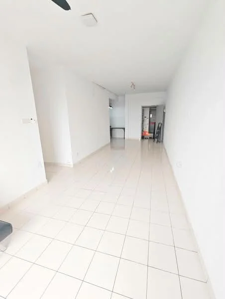 Room features: white painted walls, glossy tile flooring, ceiling fan, open layout, natural light from windows, neutral color scheme; style: modern.