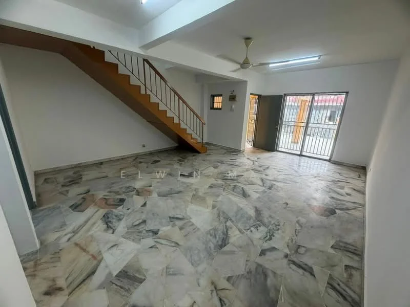 Living features: marble flooring, white painted walls, ceiling fan, staircase with wooden steps, large windows, sliding glass door, natural light, open layout; style: modern.