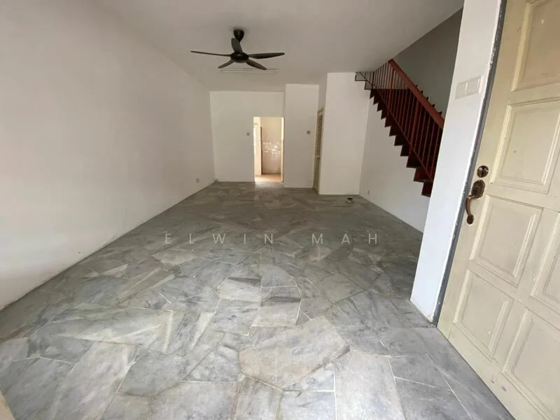 Living features: marble flooring, white painted walls, 5-blade ceiling fan, staircase with wooden railing, door with multiple panels, large open space, natural light from windows, no visible furniture; style: minimalist.