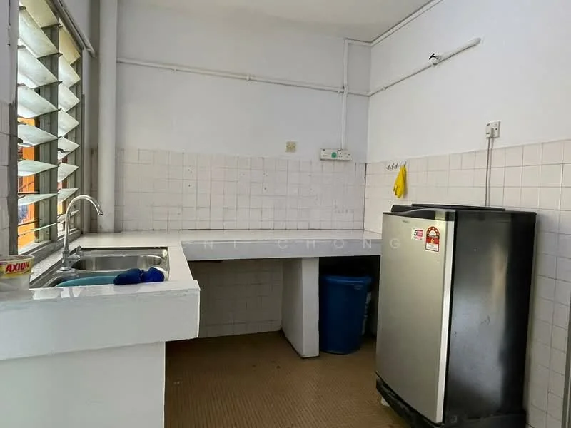 Kitchen features: single-bowl stainless-steel sink, chrome pull-down faucet, white tiled backsplash, white tiled walls, laminate countertop, grey fridge, blue trash bin, window with horizontal slats, vinyl flooring.