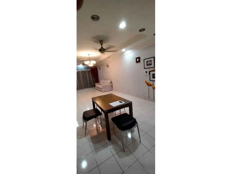 Living features: white painted walls, glossy white tile flooring, 5-blade ceiling fan with light, sofa in light color, dining table with four chairs, decorative wall art, curtains on windows, recessed lighting, crown moulding; style: modern.