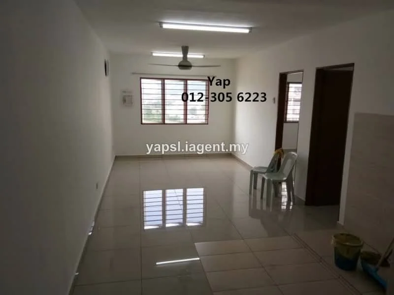 Living features: white painted walls, glossy ceramic tile flooring, ceiling fan, large windows, natural light, neutral color scheme, two chairs, doorway, window treatments; style: modern.