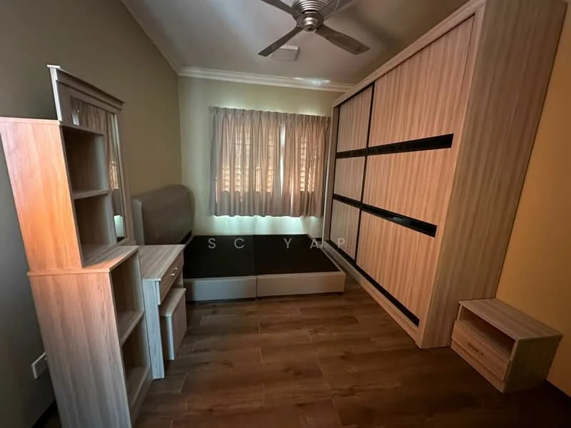 Bedroom features: wooden flooring, cream painted walls, ceiling fan, built-in wardrobe with sliding doors, queen-size bed, dressing table with mirror, study desk, nightstand; style: modern.