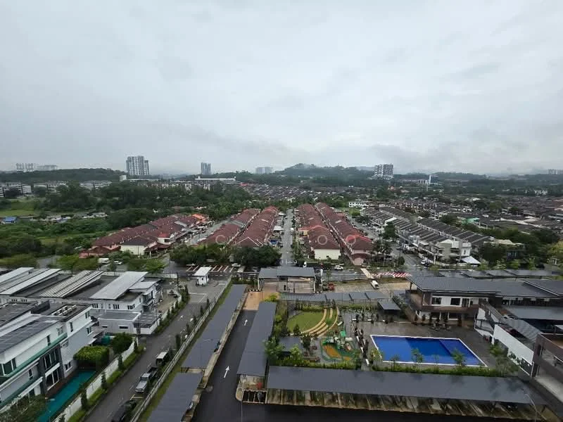 Exterior type: linked terrace house; features: manicured lawn, swimming pool, landscape garden, multi-storey buildings in background, residential streets, surrounded by greenery, paved walkways, children's playground, view of city skyline; style: modern.