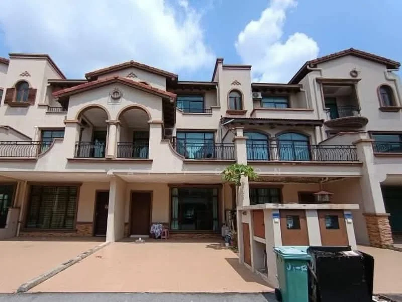 Exterior type: linked terrace house; features: cream painted facade, arched windows, balconies with wrought iron railings, stone cladding accents, flat roof with overhangs, manicured front yard, paved driveway, two-storey structure, decorative architectural details, multiple windows, front porch area; style: traditional.
