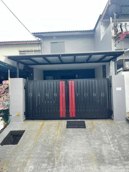 Exterior type: semi-detached house; features: black and red metal gate, concrete driveway, covered car porch, flat roof, grey painted facade, front garden area, security gate, visible drainage grate; style: modern.
