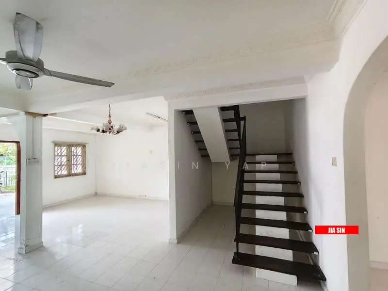 Living features: white painted walls, white tiled flooring, 5-blade ceiling fan, chandelier, staircase with wooden steps, large windows, open layout, natural light, crown moulding; style: minimalist.