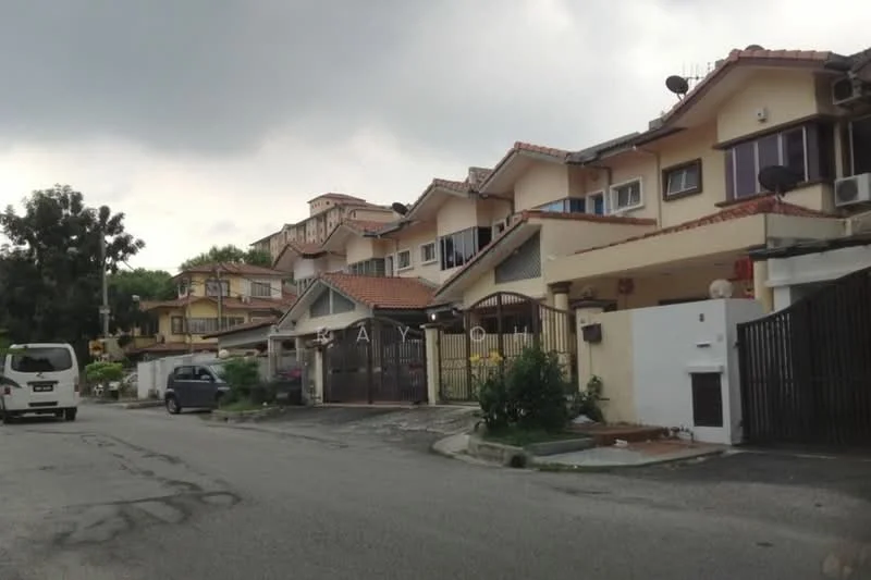 DOUBLE STOREY TERRACE HOUSE KELANA IDAMAN, SS7, Petaling Jaya