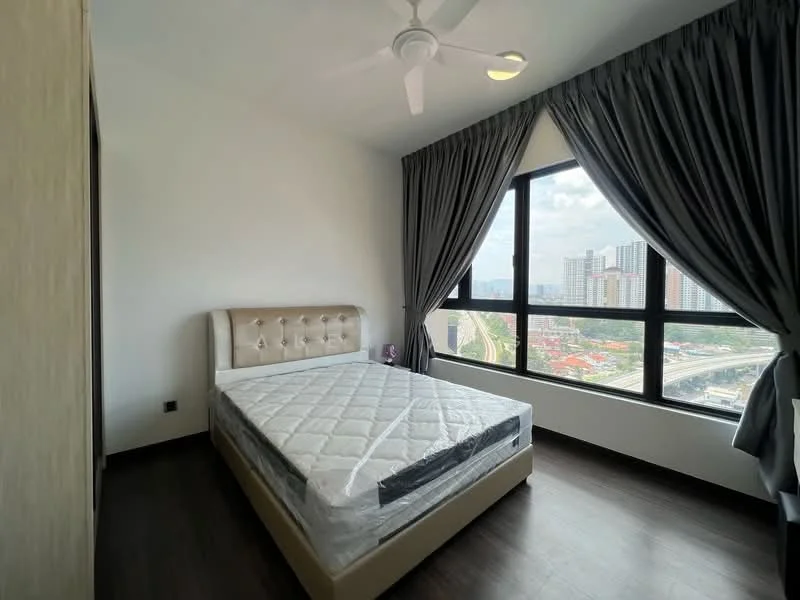 Bedroom features: king-size bed, upholstered headboard, floor-to-ceiling windows, grey curtains, wooden flooring, ceiling fan, decorative wall, city view; style: modern; view: city.