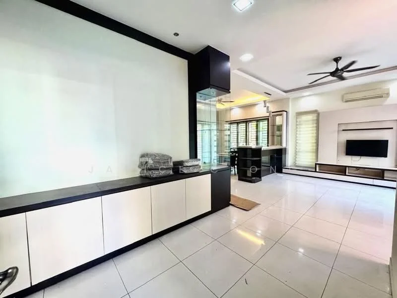 Living features: white painted walls, glossy tile flooring, 5-blade ceiling fan with light, wall-mounted TV, built-in TV console, open shelving unit, large windows with blinds, recessed lighting, neutral color cabinetry, area rug; style: modern.