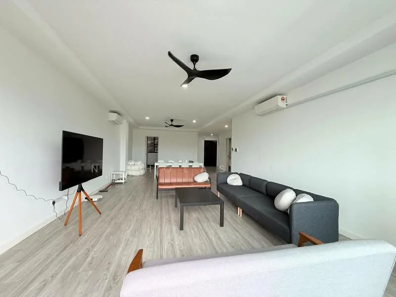Living features: grey fabric sofa, 3-seater sofa, wooden armchair, black coffee table, wall-mounted TV, TV console, 5-blade ceiling fan with light, 2 wall-mounted split AC units, light-colored laminate flooring, white painted walls, decorative cushions, open layout, area rug; style: modern.