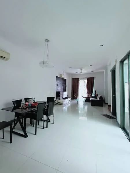 Living features: white painted walls, glossy white tile flooring, 5-blade ceiling fan with light, recessed downlights, large windows with sheer curtains, sliding glass door, black entertainment unit, sofa in dark color, coffee table, dining table with black chairs; style: modern.