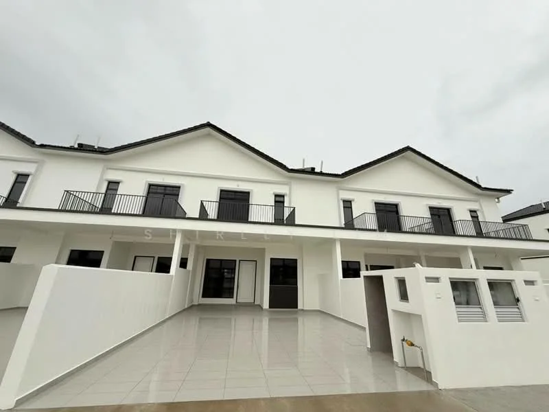 Exterior type: linked terrace house; features: white painted facade, flat roof, double-storey, balconies with railings, large windows, manicured lawn, paved driveway, porch area, modern architectural design; style: modern.