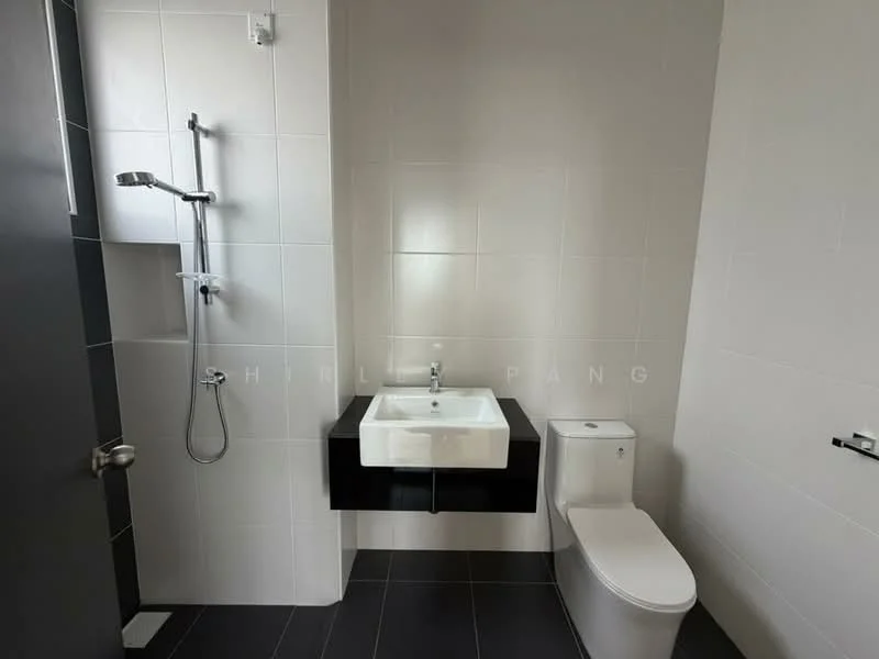 Bathroom features: white wall tiles, black wall-mounted vanity, single-bowl sink, chrome basin mixer faucet, one-piece toilet, walk-in shower with glass partition, rain shower head, handheld shower, black floor tiles, recessed lighting; style: modern.