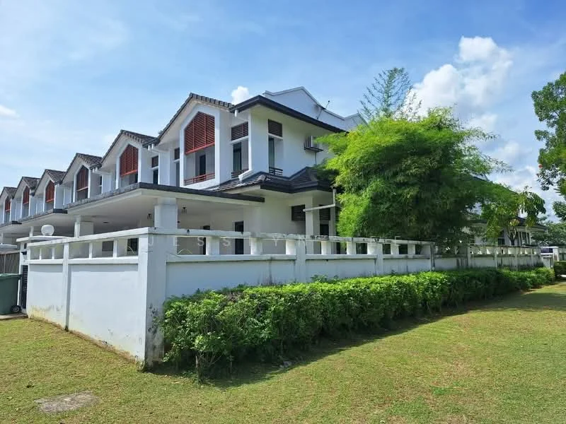 Exterior type: linked terrace house; features: white painted facade, gabled roof, red window shutters, manicured lawn, hedge landscaping, fenced front yard, two-storey structure, balconies on upper level; style: modern.