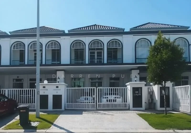 Exterior type: linked terrace house; features: white painted facade, arched windows, flat roof, two-storey, manicured lawn, paved walkway, fenced front yard, two visible cars in driveway, streetlight, mailbox, landscaped garden; style: modern.