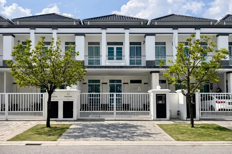 Exterior type: linked terrace house; features: white painted facade, grey stone cladding, pitched tile roof, two-storey structure, manicured lawn, mature trees, paved walkway, fenced front yard, double-volume main entrance, covered car porch; style: modern.