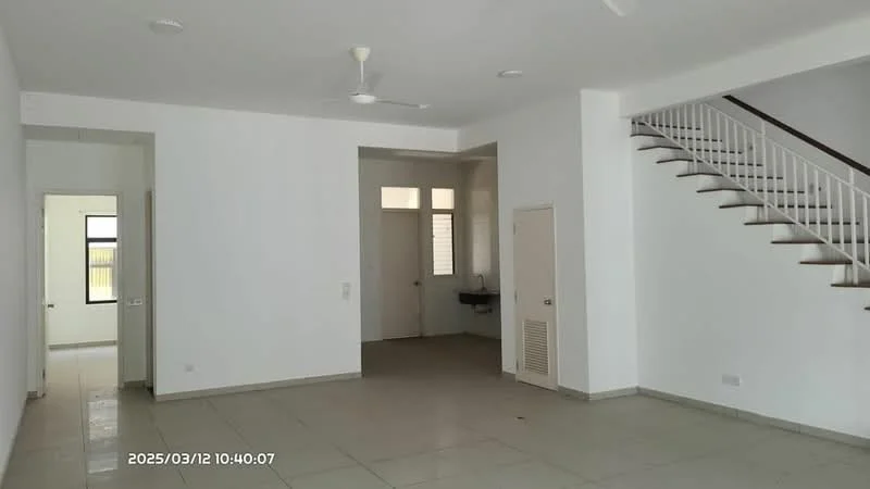 Living features: white painted walls, ceramic tile flooring, 5-blade ceiling fan, staircase with wooden railing, large windows, doorway leading to another room, door leading to utility area, air conditioning vent; style: modern. Room features: white painted walls, ceramic tile flooring, large windows.