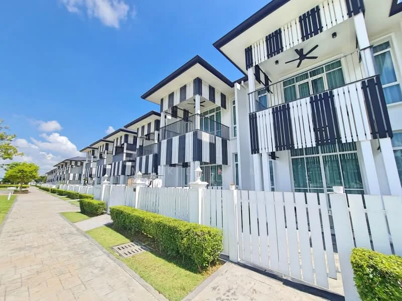 Exterior type: linked terrace house; features: white painted facade, black and white striped balconies, flat roof, approximately 2-storey, manicured lawn, paved walkway, fenced front yard, ceiling fans on balconies; style: modern.