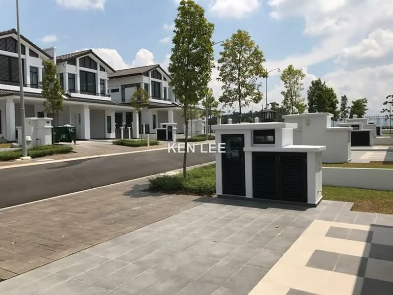 Exterior type: linked terrace house; features: paved walkway, manicured lawn, mature trees, modern facade, two-storey houses, driveway, street lighting, curbside trash bins; style: modern.