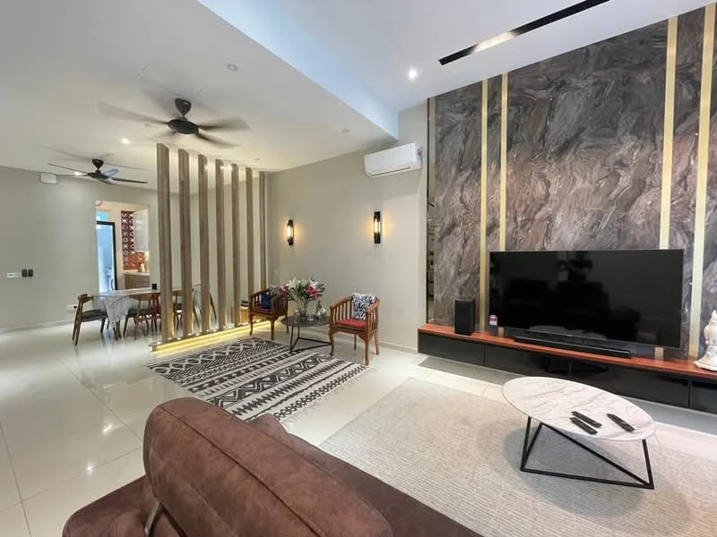 Living features: 3-seater brown leather sofa, coffee table with marble top, wall-mounted TV, TV console with storage, decorative wall with stone cladding, 2 wooden armchairs, area rug with geometric pattern, ceiling fan with light, recessed downlights, decorative wall sconces, open-plan layout leading to dining area, large windows for natural light; style: modern. Dining features: 6-seater dining table, wooden dining chairs, decorative centerpiece with flowers, pendant lighting above dining table; style: modern.