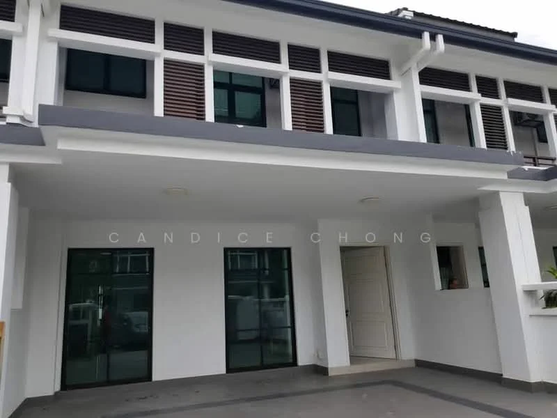 Exterior type: linked terrace house; features: white painted facade, glass windows, horizontal wooden slats, flat roof, two-storey structure, front porch area, main entrance door, concrete flooring, surrounded by greenery; style: modern.