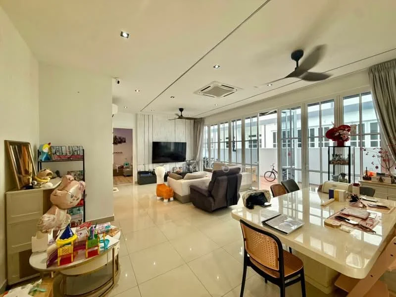 Living features: white painted walls, glossy tile flooring, 5-blade ceiling fan with light, wall-mounted TV, sofa in grey fabric, coffee table, large windows with sheer curtains, decorative plants, dining table with chairs, decorative wall art, air conditioning unit; style: modern.