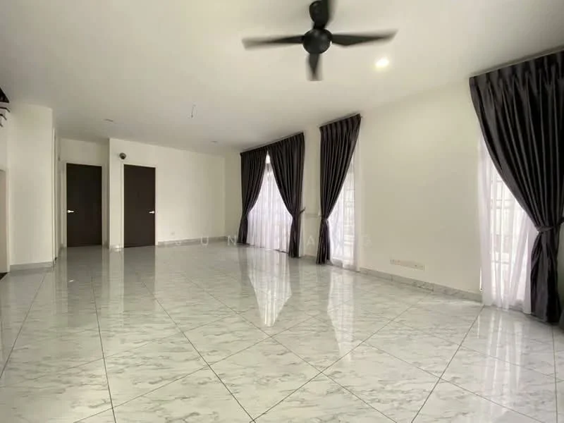 Living features: marble tile flooring, white painted walls, 5-blade ceiling fan, floor-to-ceiling windows, sheer curtains, dark curtains, two wooden doors, recessed lighting; style: modern.