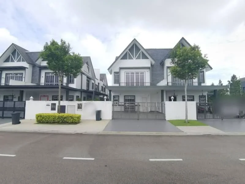 Exterior type: linked terrace house; features: white painted facade, grey pitched tile roof, recessed balconies, manicured lawn, paved driveway, front porch, landscaped garden, two-storey structure, multiple windows, modern architectural design; style: modern.
