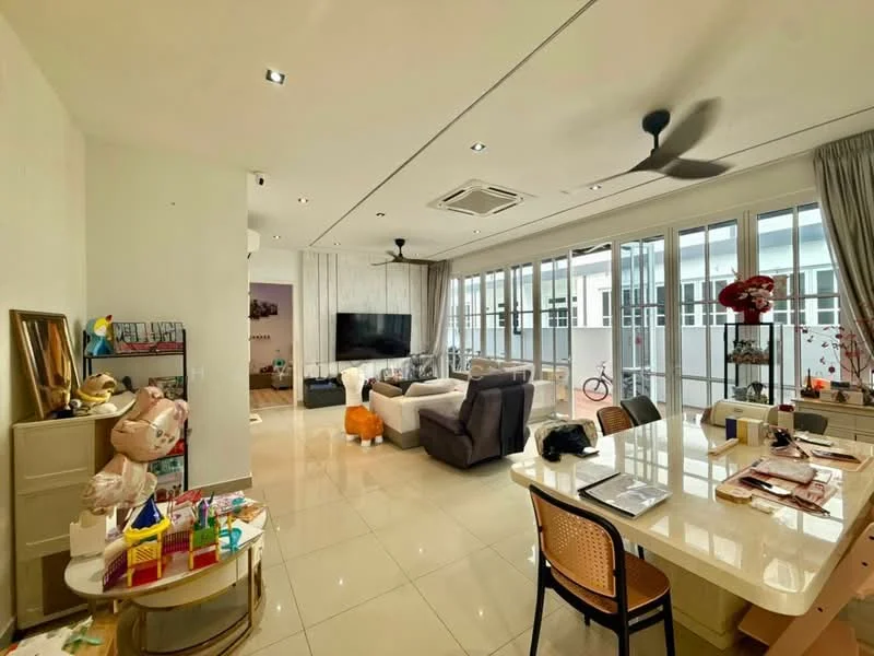 Living features: white painted walls, glossy tile flooring, 5-blade ceiling fan with light, sofa in light fabric, coffee table, wall-mounted TV, large windows with sheer curtains, decorative wall art, TV console, area rug, dining table with chairs, decorative plants; style: modern.