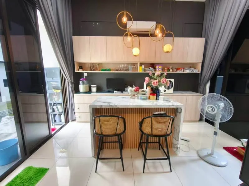Kitchen features: marble countertop, wood cabinetry, open shelving, stainless-steel sink, chrome pull-down faucet, built-in oven, freestanding range oven, refrigerator, 3 pendant lights, 2 bar stools, floor-to-ceiling windows, white tiled flooring, ceiling fan; style: modern; view: garden.