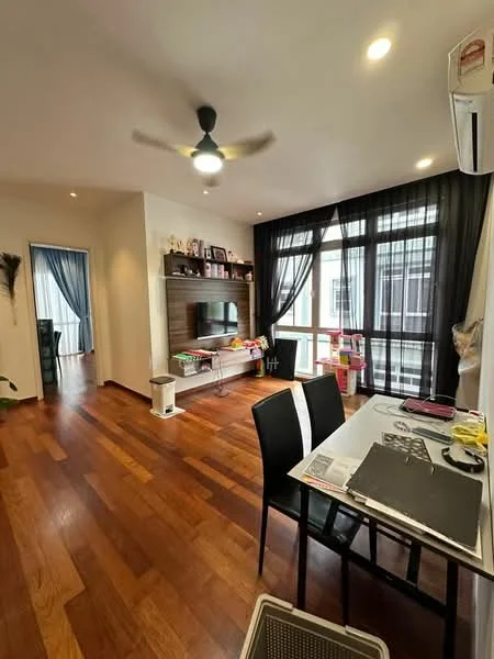 Living features: wooden flooring, 5-blade ceiling fan with light, floor-to-ceiling windows, blackout curtains, TV mounted on wall, white shelving unit, decorative items on shelves, dining table with black chairs, air conditioning unit, open layout; style: modern.