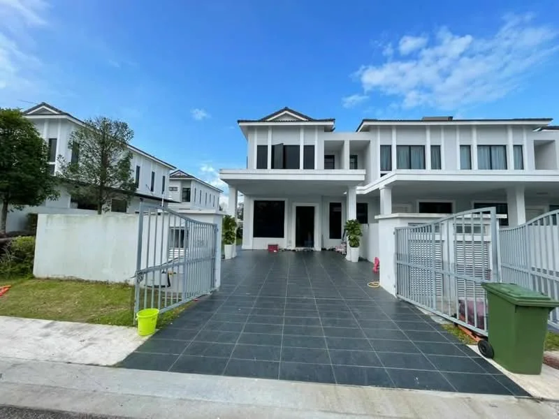 Exterior type: semi-detached house; features: white painted facade, flat roof, double-storey, manicured lawn, paved driveway, metal gate, surrounded by greenery, large windows, balconies on upper floor, modern architectural design; style: modern.