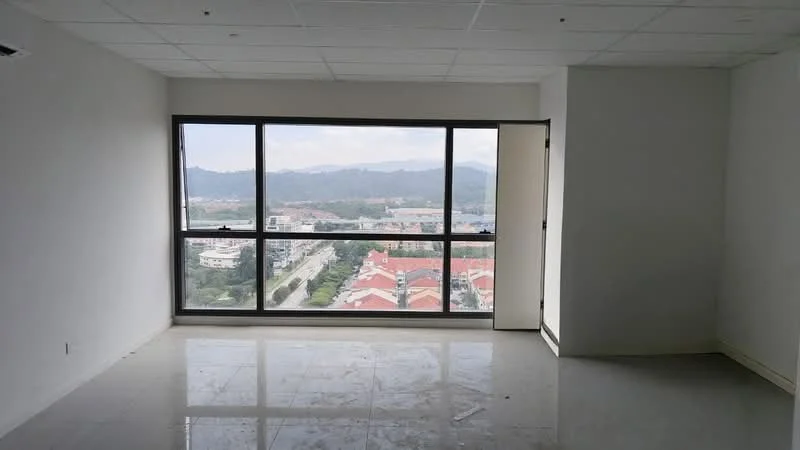 Room features: large floor-to-ceiling windows, white painted walls, glossy tile flooring, mountain view, city view, open layout, natural light, minimalist design; style: modern; view: mountain.