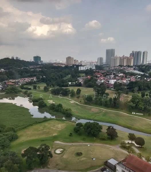 Exterior type: high-rise condominium; features: city skyline view, golf course view, lush greenery, water body, surrounding residential area, urban landscape, cloudy sky; style: modern.