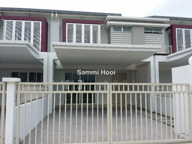Exterior type: linked terrace house; features: white painted facade, grey accent wall, recessed balconies, horizontal louvre screens, flat roof, manicured lawn, paved driveway, fenced front yard; style: modern.