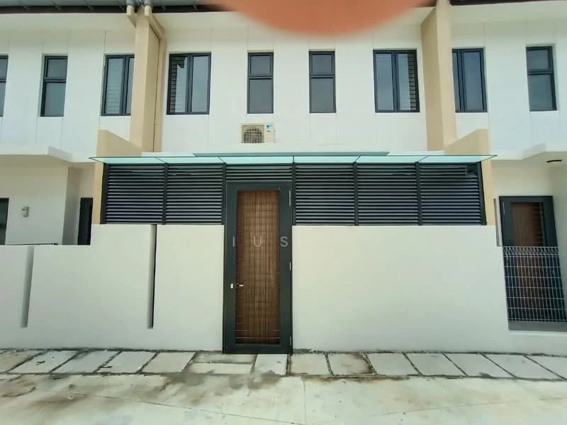 Exterior type: linked terrace house; features: glass canopy over entrance, wooden front door, horizontal slatted screen, white painted facade, grey accent wall, multiple windows, concrete pathway, fenced front yard; style: modern.