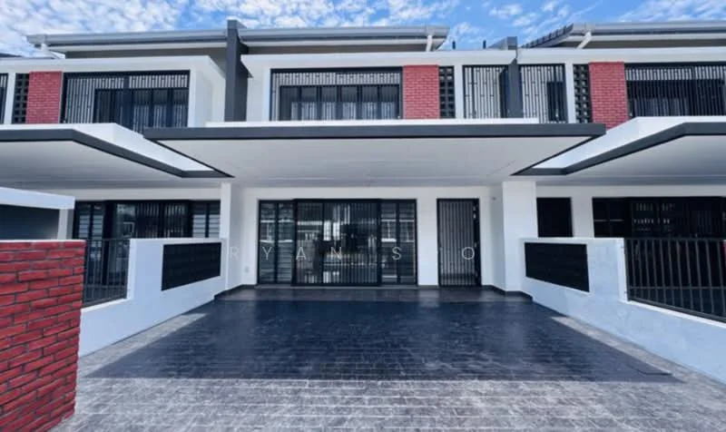 Exterior type: linked terrace house; features: white painted facade, red brick accents, flat roof, approximately 2-storey, manicured driveway, black stone paving, metal railings, large windows, covered porch area, modern architectural design; style: modern.