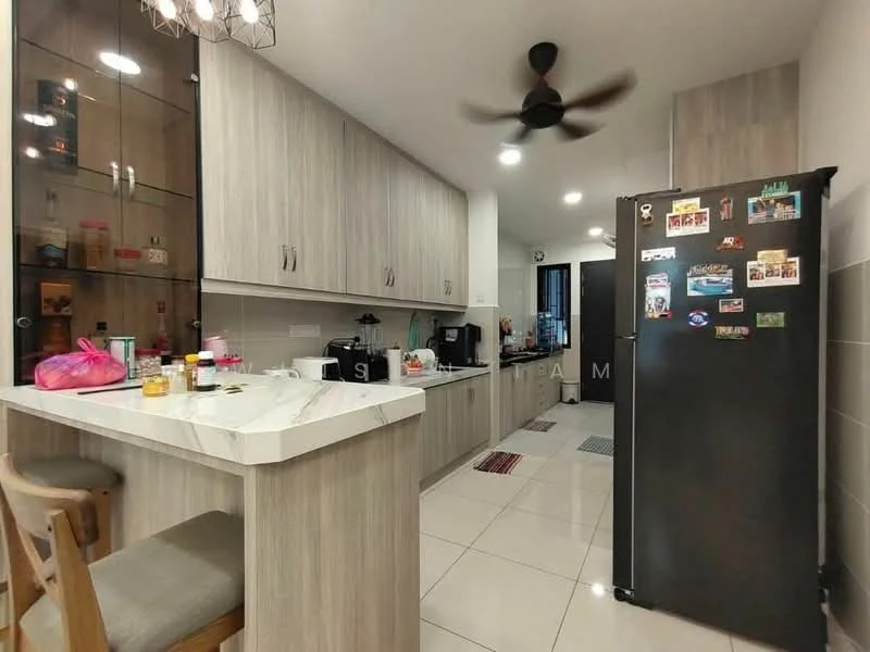 Kitchen features: light wood cabinetry, white marble countertop, black refrigerator, stainless-steel sink, chrome pull-down faucet, built-in oven, freestanding coffee machine, wall-mounted split AC, 5-blade ceiling fan with light, tile flooring, glass-front upper cabinets, kitchen island with seating, decorative wall clock, area rug with geometric pattern; style: modern.