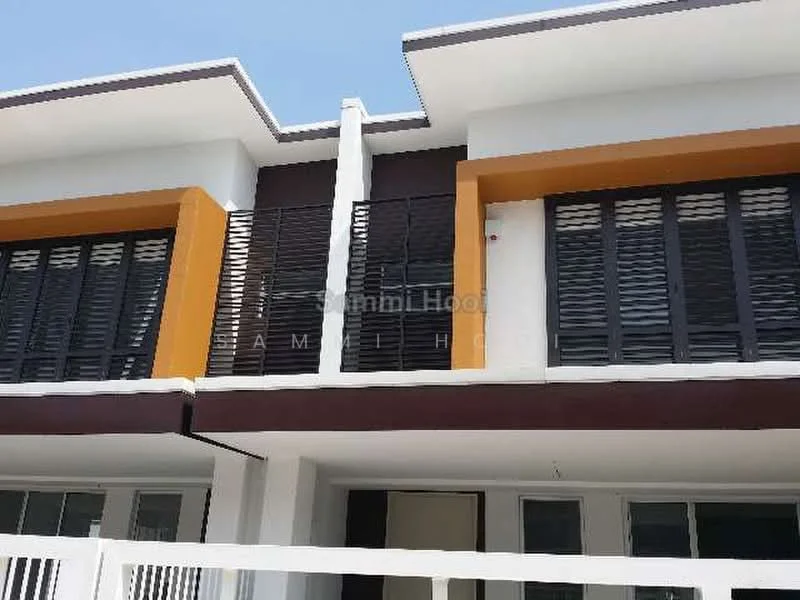 Exterior type: linked terrace house; features: two-storey building, white painted facade, brown accent panels, orange accent wall, horizontal louvre windows, flat roof, balconies with railings, modern architectural style; style: modern.