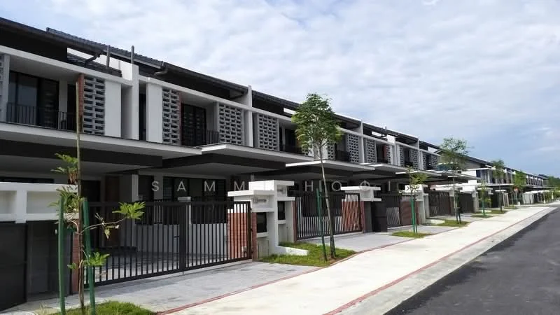 Exterior type: linked terrace house; features: modern facade with horizontal overhangs, white painted walls, black metal railings, landscaped front yard with small trees, paved driveway, gated entry, multiple storeys, asphalt road, clear blue sky, urban setting; style: modern.