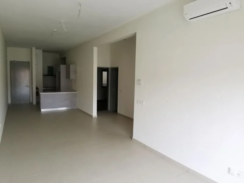 Living features: white painted walls, tile flooring, 1 wall-mounted split AC, recessed downlights, open layout to kitchen, doorway to other rooms, large windows for natural light; style: modern. Kitchen features: kitchen island, white cabinetry, countertop with space for appliances; style: modern.