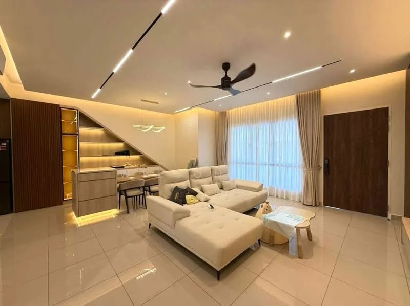 Living features: L-shape sectional sofa in beige, coffee table, dining table for 4, floor-to-ceiling windows, sheer curtains, recessed LED downlights, 5-blade ceiling fan with light, white painted walls, polished ceramic tile flooring, decorative wall paneling, built-in shelving unit, area rug; style: modern.