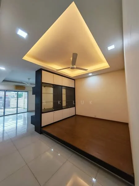 Living features: white painted walls, wooden flooring, recessed ceiling with LED lighting, 5-blade ceiling fan, built-in cabinetry with glass doors, large sliding glass door, tile flooring, natural light from windows; style: modern.