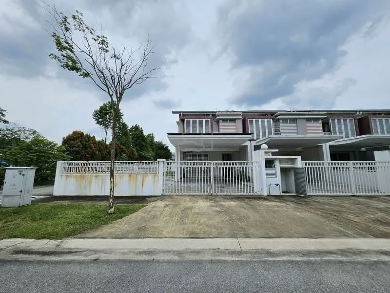 Exterior type: linked terrace house; features: white painted facade, two-storey structure, recessed balconies, metal railing on balconies, concrete driveway, manicured lawn, fenced perimeter, single tree in front yard, grey tiled roof, garage door, visible utility box, paved walkway; style: modern.
